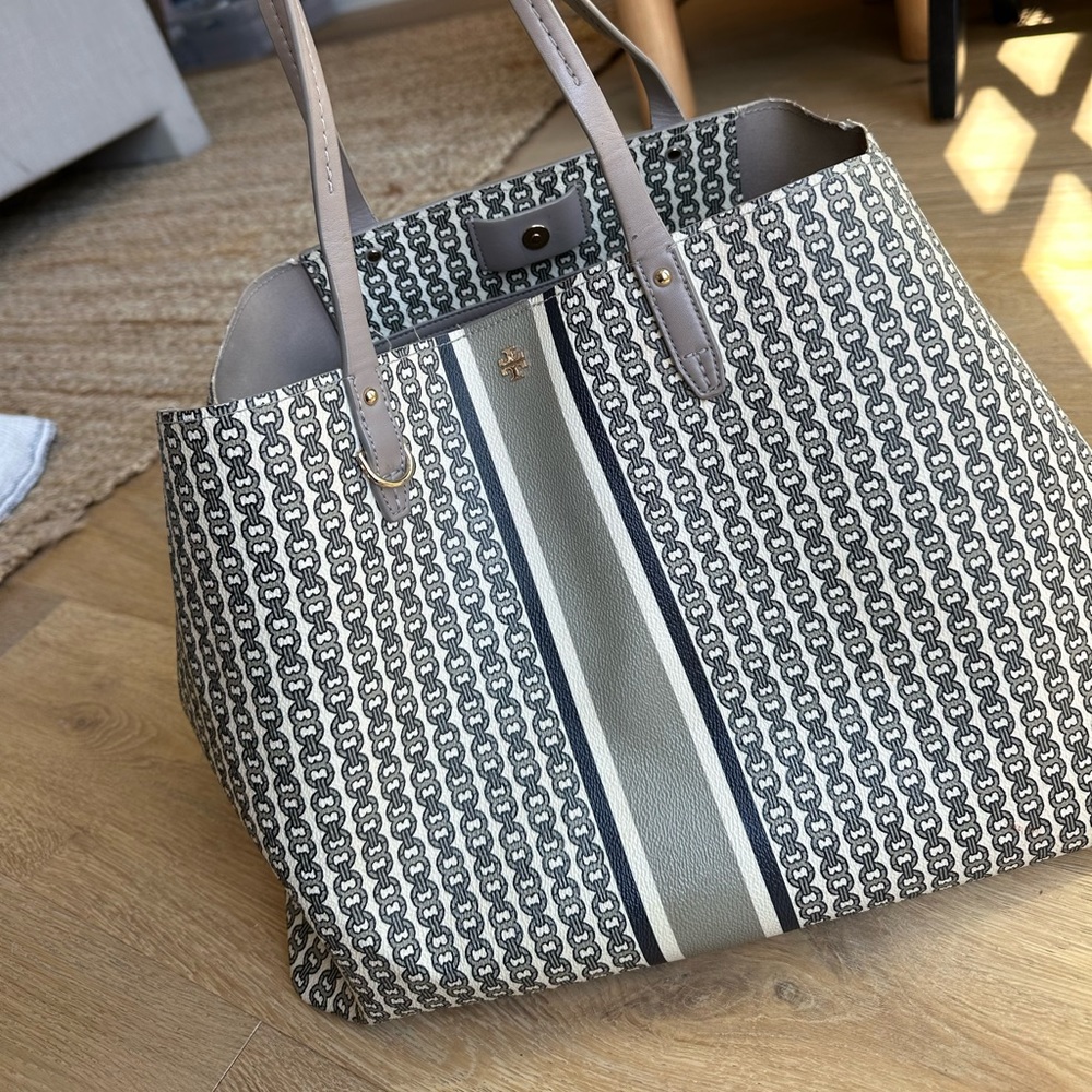 Tory Burch Coated Canvas Shoulder Tote Bag